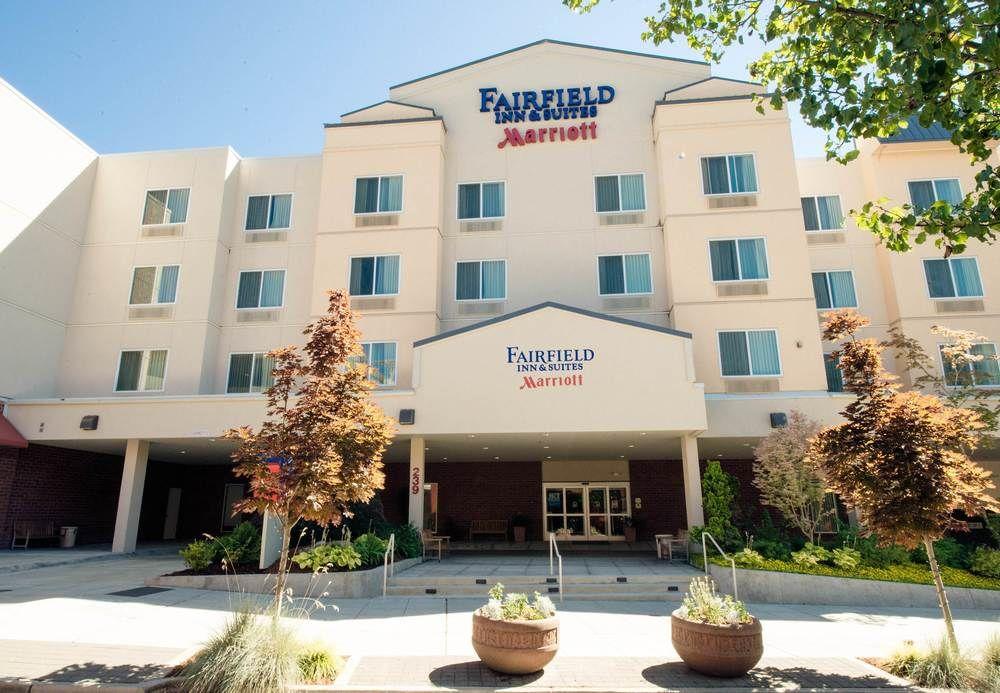 Fairfield Inn & Suites Seattle Bremerton Exterior photo